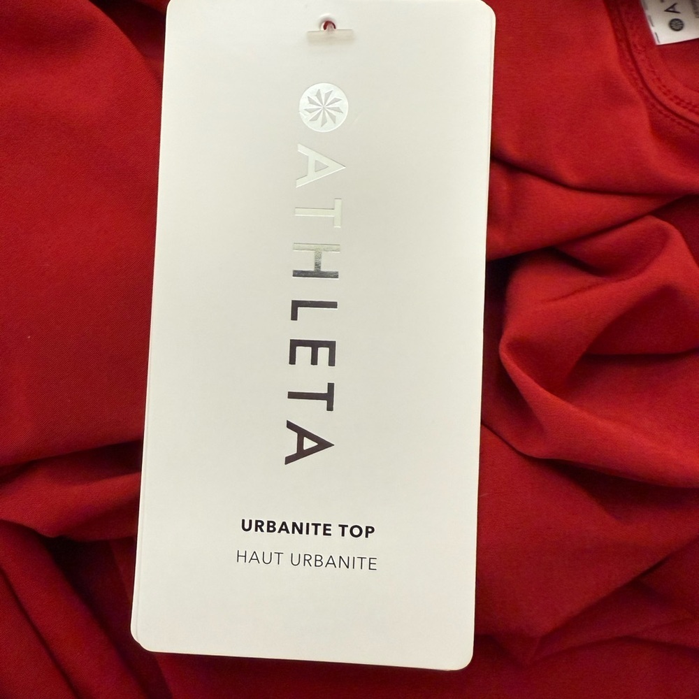 NWT Athleta Urbanite Featherweight
Stretch Button Up Shirt Top Red Plus Size 1X - Picture 8 of 11